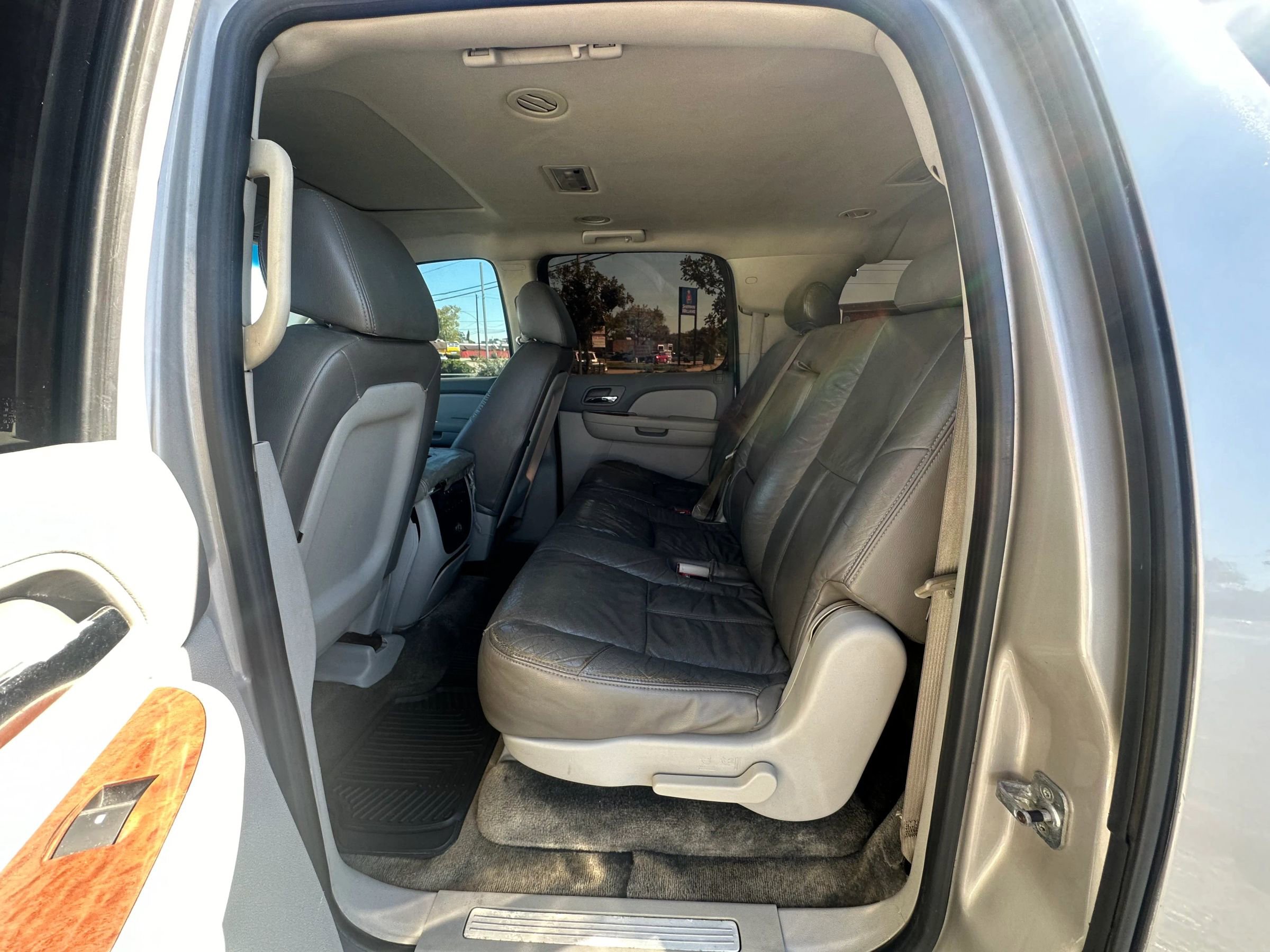 Used 2007 GMC Yukon XL SLE image 11