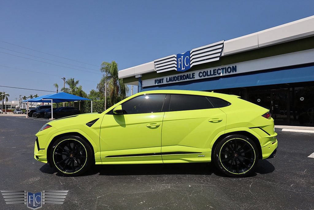 Used 2023 Lamborghini Urus S AWD/4WD image 3