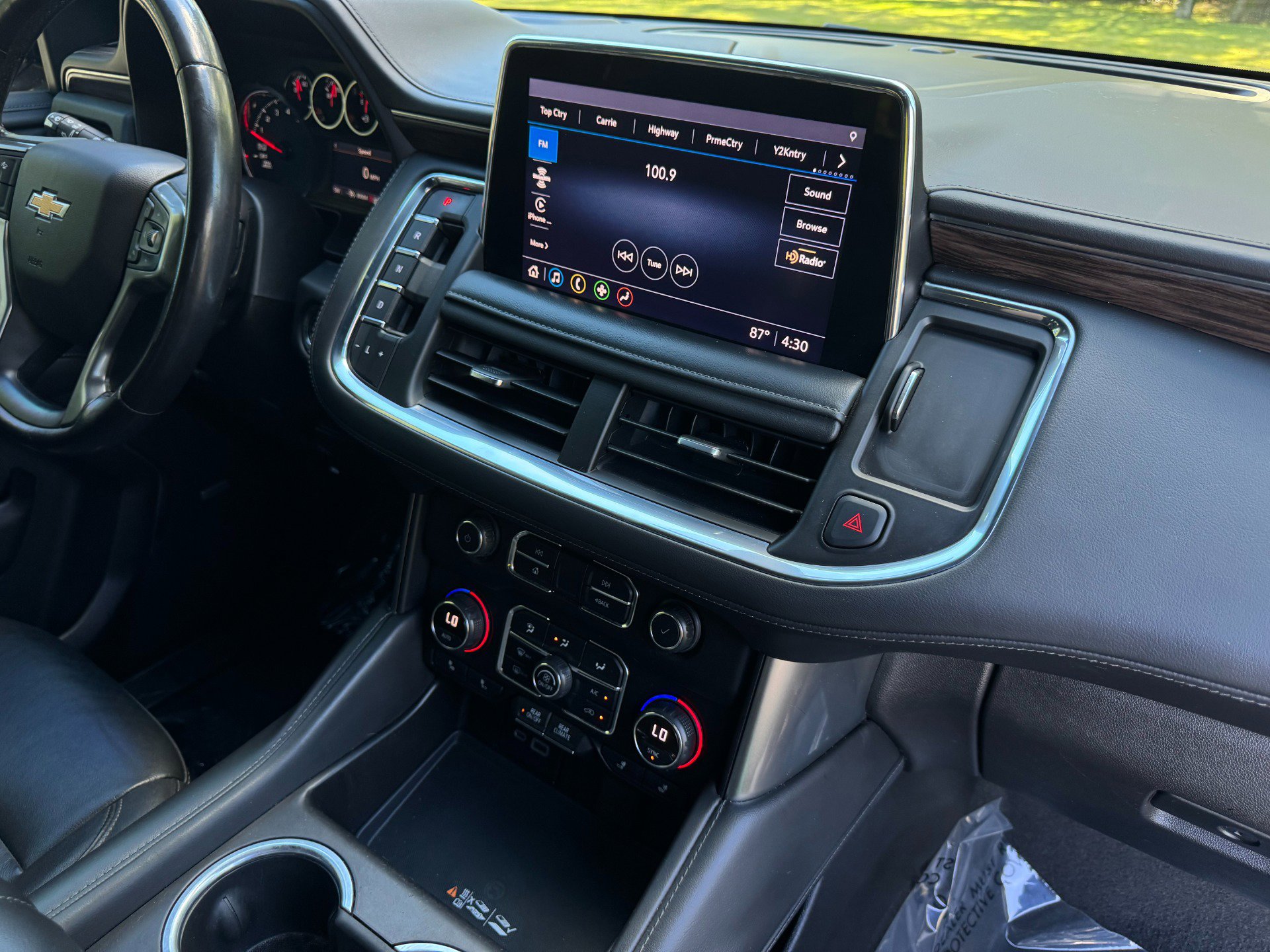 Used 2021 Chevrolet Tahoe LT image 44