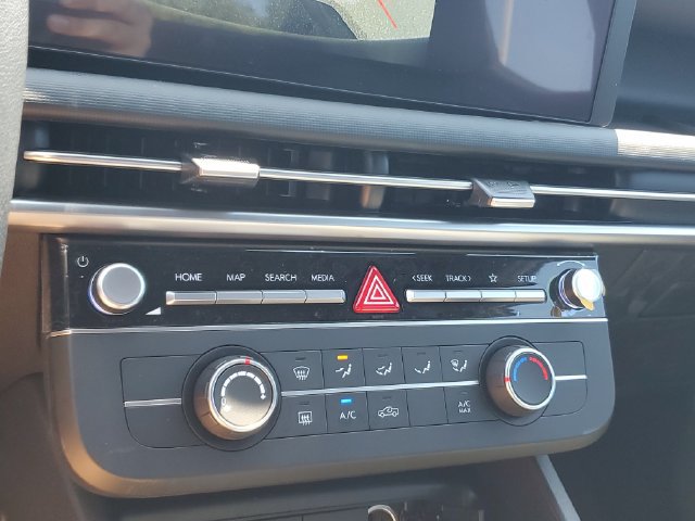 New 2027 Hyundai Santa Cruz SE AWD/4WD image 29