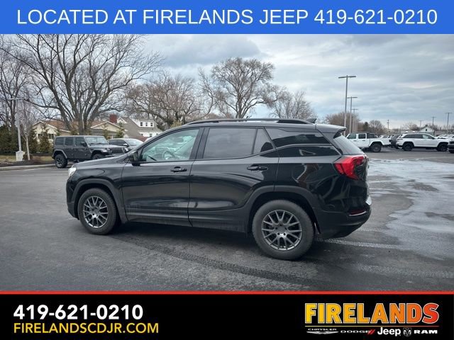 Used 2020 GMC Terrain SLE w/ Driver Convenience Package image 14