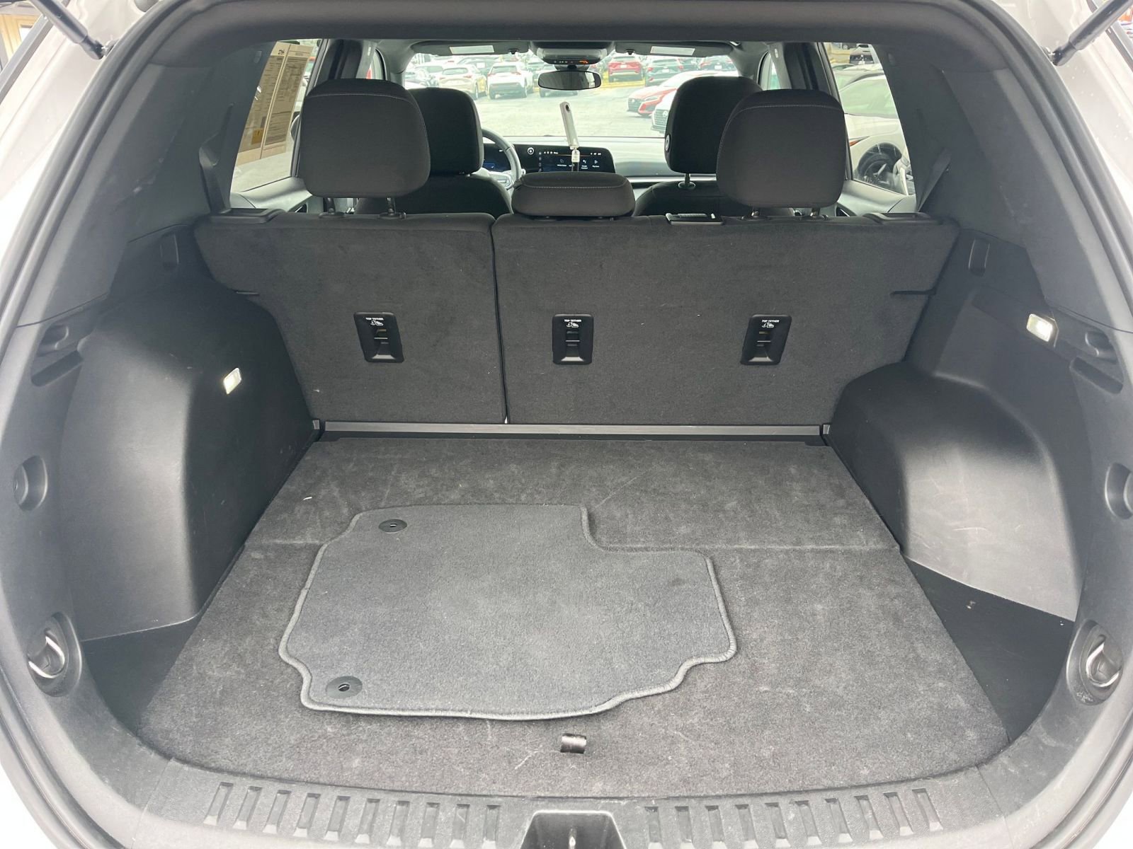 Used 2025 Chevrolet Equinox LT image 24