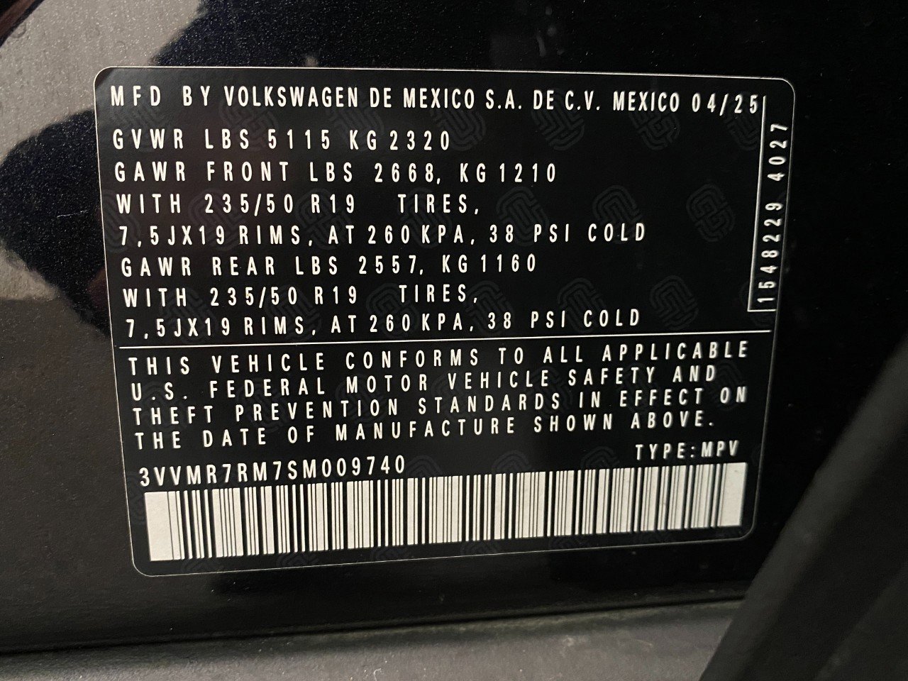 Certified 2025 Volkswagen Tiguan SE image 30