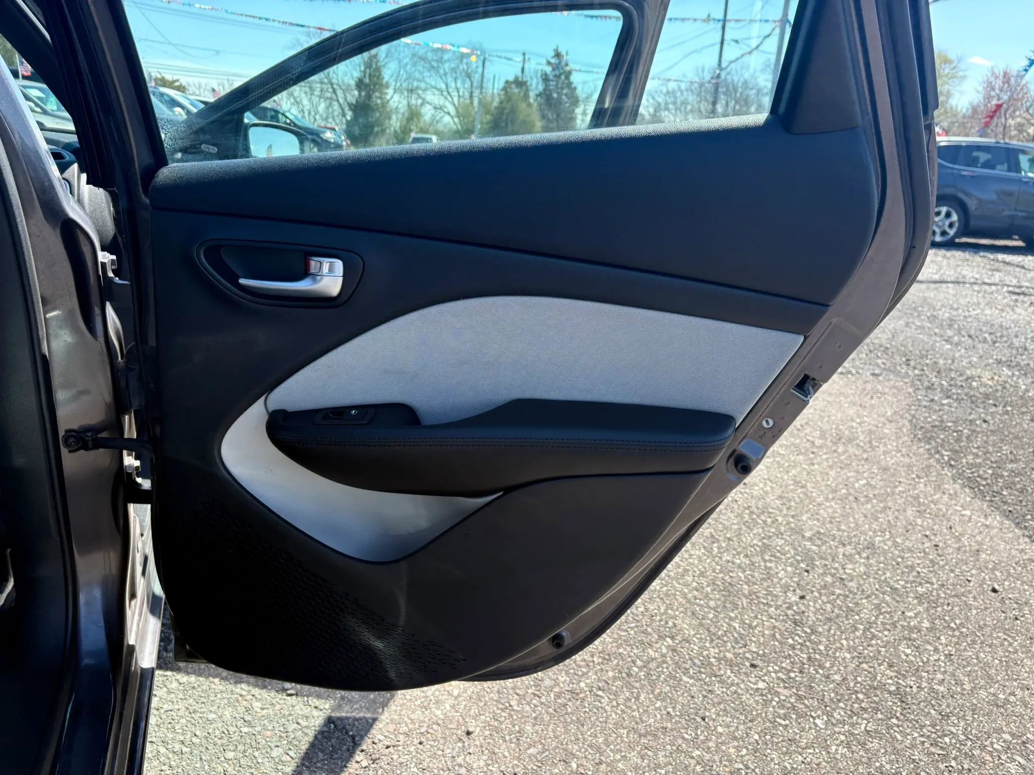 Used 2015 Dodge Dart SXT w/ Sun/Sound Group image 13