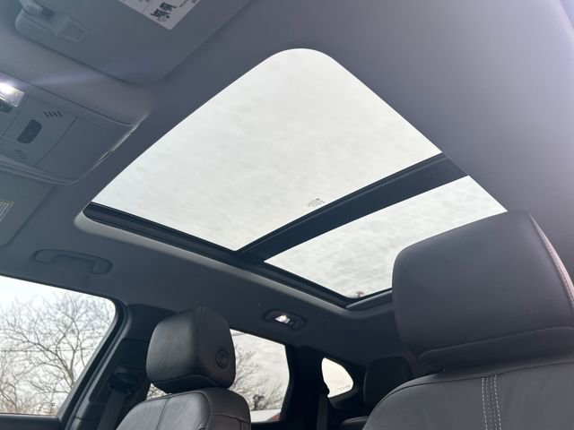 Used 2019 Chevrolet Blazer LT w/ Sun and Wheels Package image 21