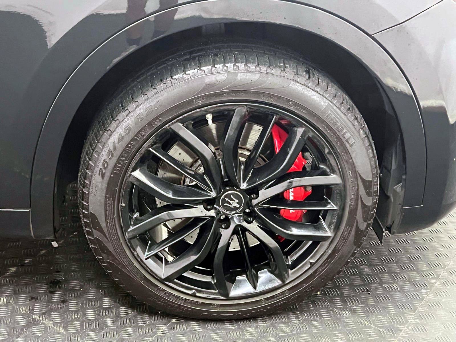 Certified 2023 Maserati Levante Modena AWD/4WD image 11