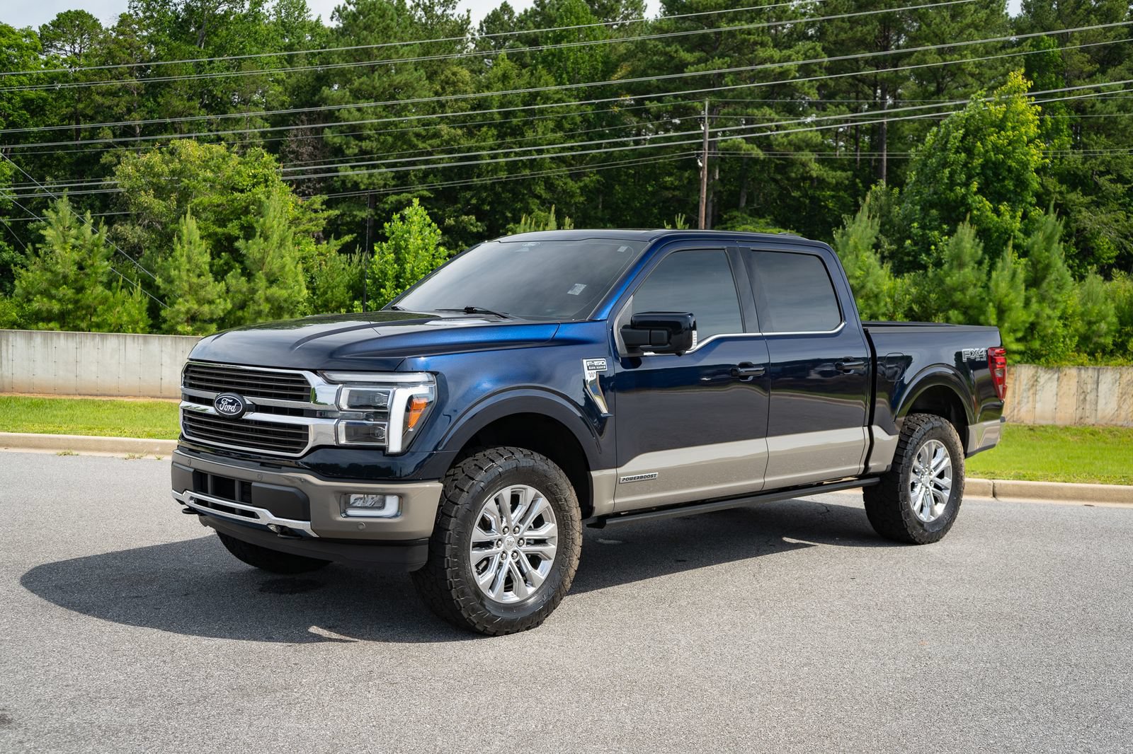 Used 2025 Ford F150 King Ranch w/ FX4 Off-Road Package AWD/4WD image 10