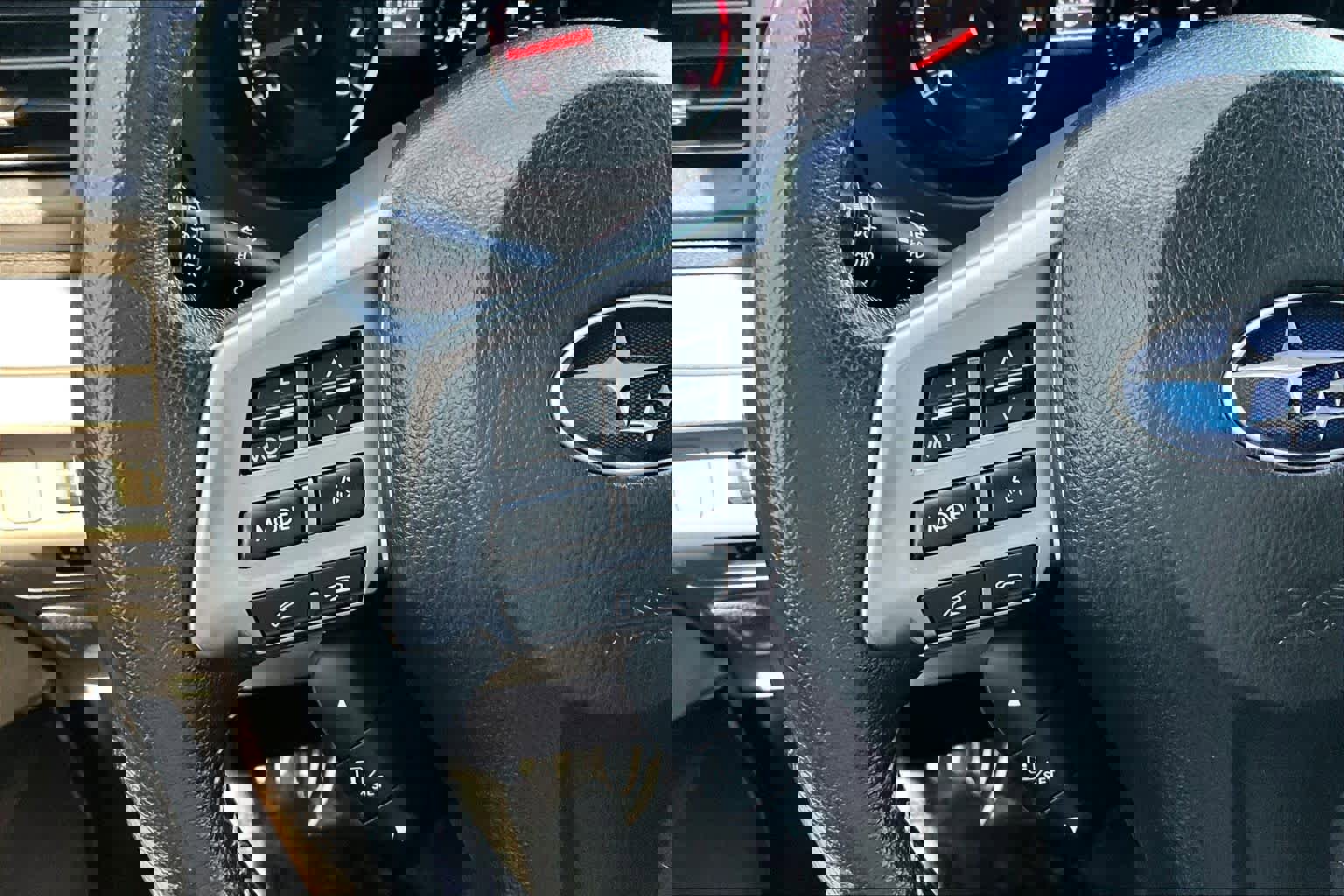 Used 2015 Subaru Forester 2.5i Touring w/ Eyesight & Navigation System image 23