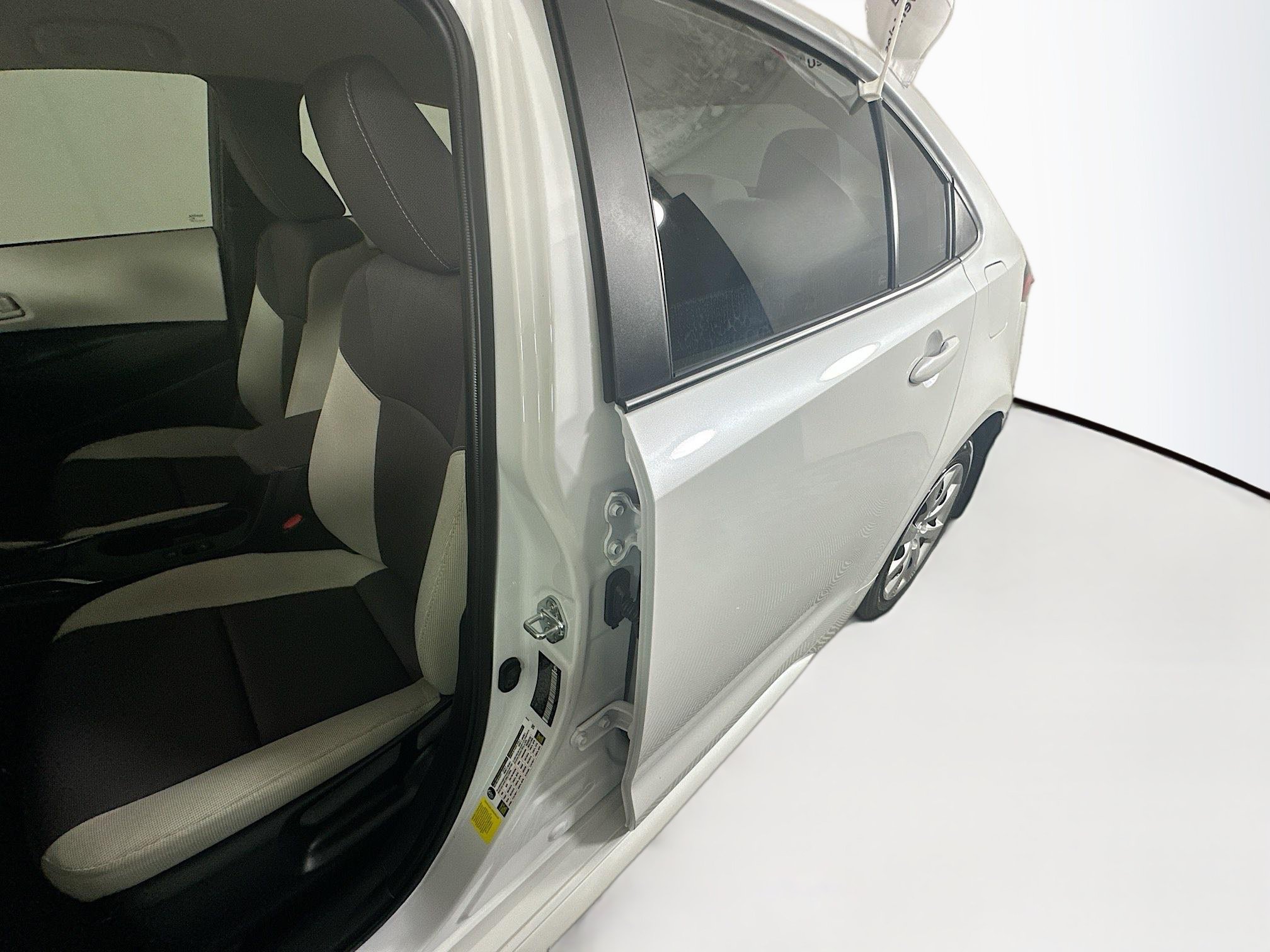 Certified 2025 Toyota Corolla LE FWD image 12