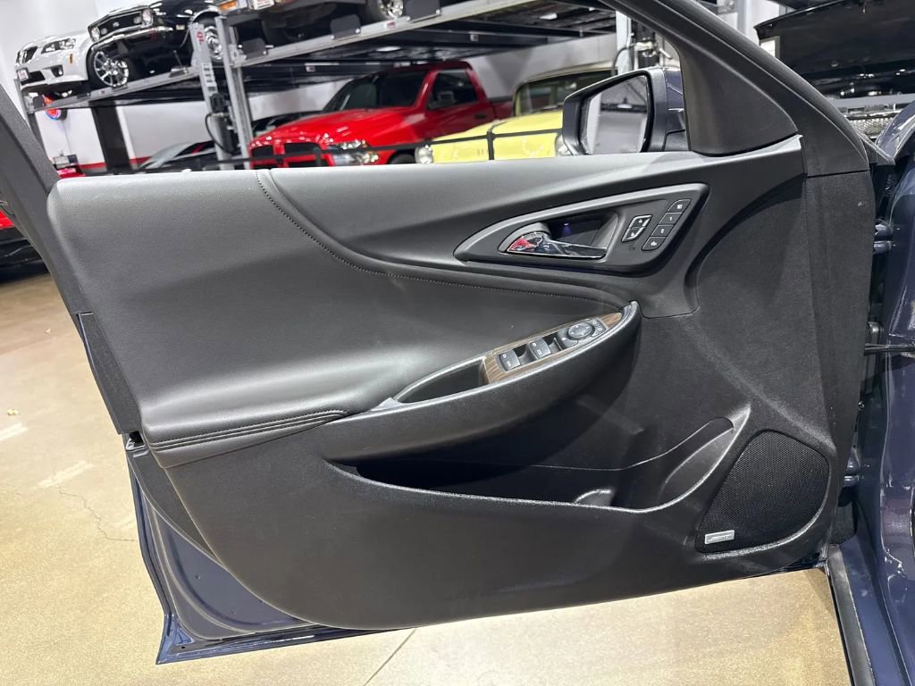 Used 2025 Chevrolet Malibu LT image 15