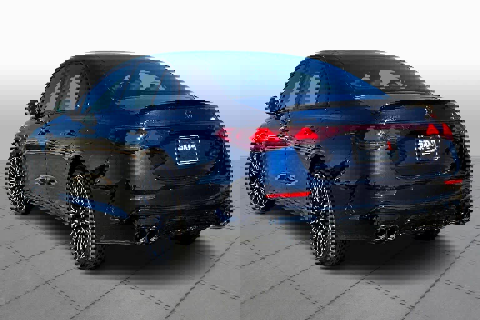 New 2026 Mercedes-Benz E 53 AMG e 4MATIC Sedan image 4