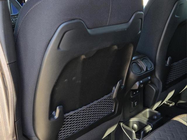 New 2026 Jeep Gladiator Mojave image 19