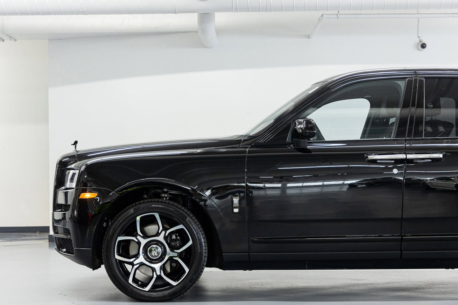 Used 2024 Rolls-Royce Cullinan Black Badge w/ Driver's Package AWD/4WD image 13