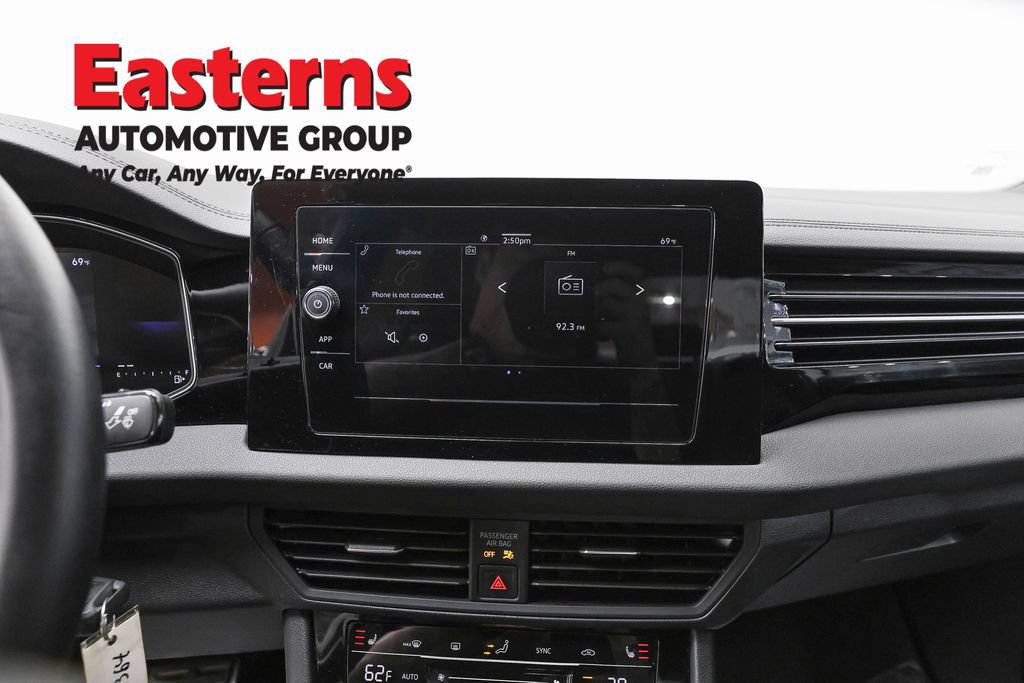 Used 2025 Volkswagen Jetta Sport FWD image 13