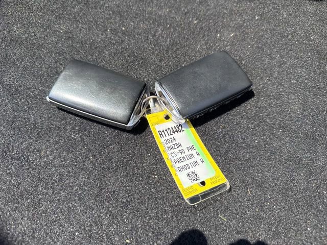 Used 2024 MAZDA CX-90 Plug-In Hybrid w/ Premium Pkg AWD/4WD image 7