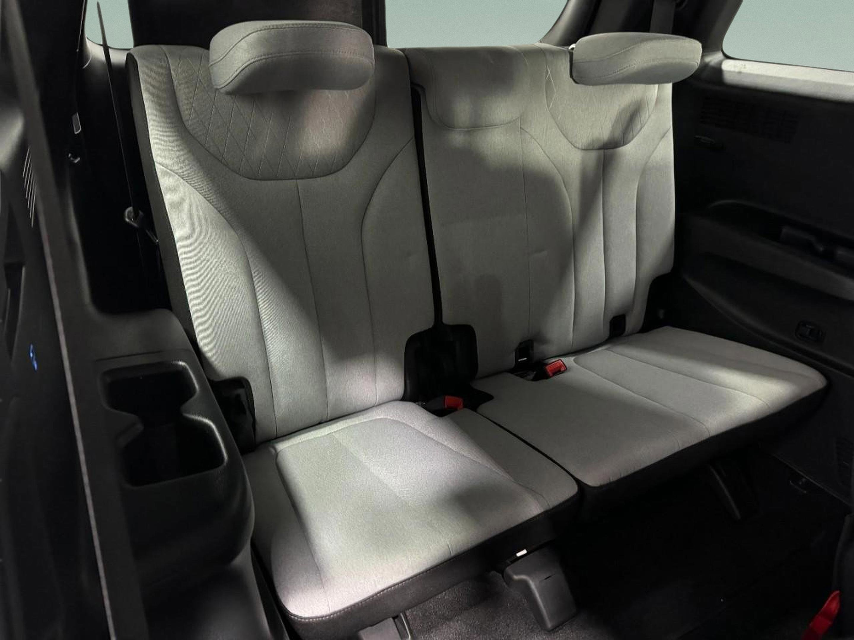 Used 2022 Hyundai Palisade SEL w/ Convenience Package image 11