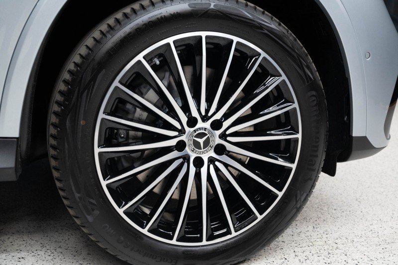 New 2027 Mercedes-Benz GLC 300 4MATIC image 11