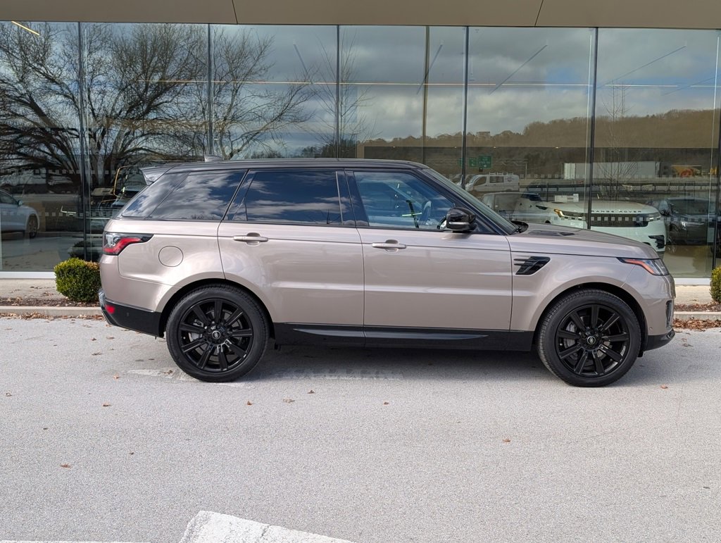 Used 2022 Land Rover Range Rover Sport HSE Silver Edition image 8