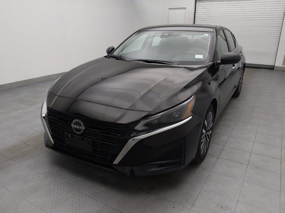 Used 2024 Nissan Altima 2.5 SV image 15