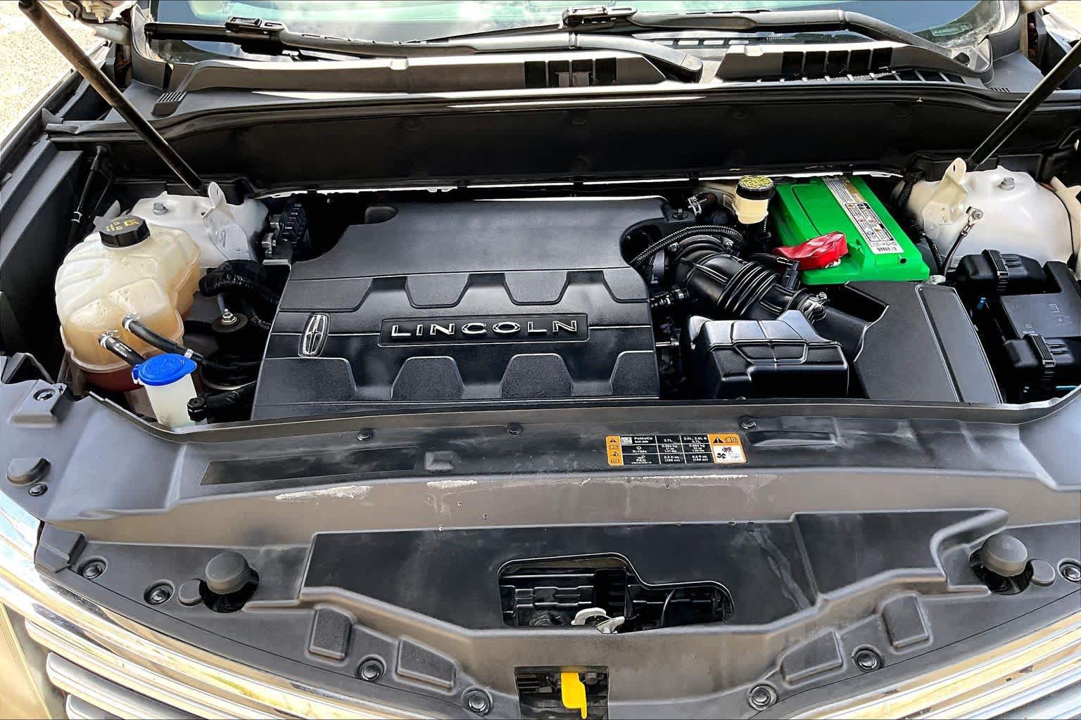 Used 2016 Lincoln MKX Reserve FWD image 32