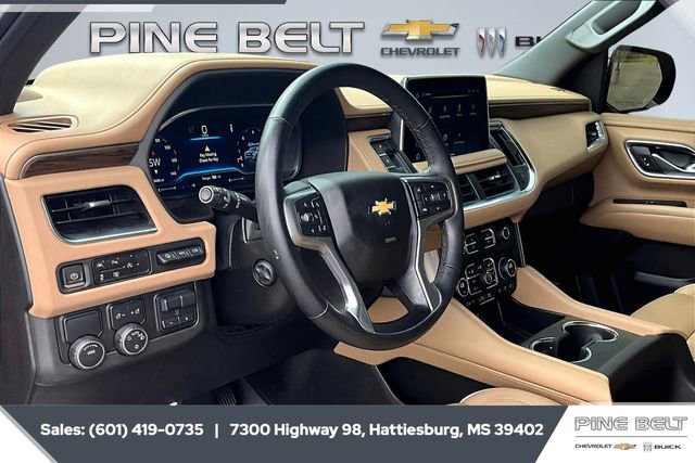 Used 2024 Chevrolet Suburban Premier w/ Premium Package image 12