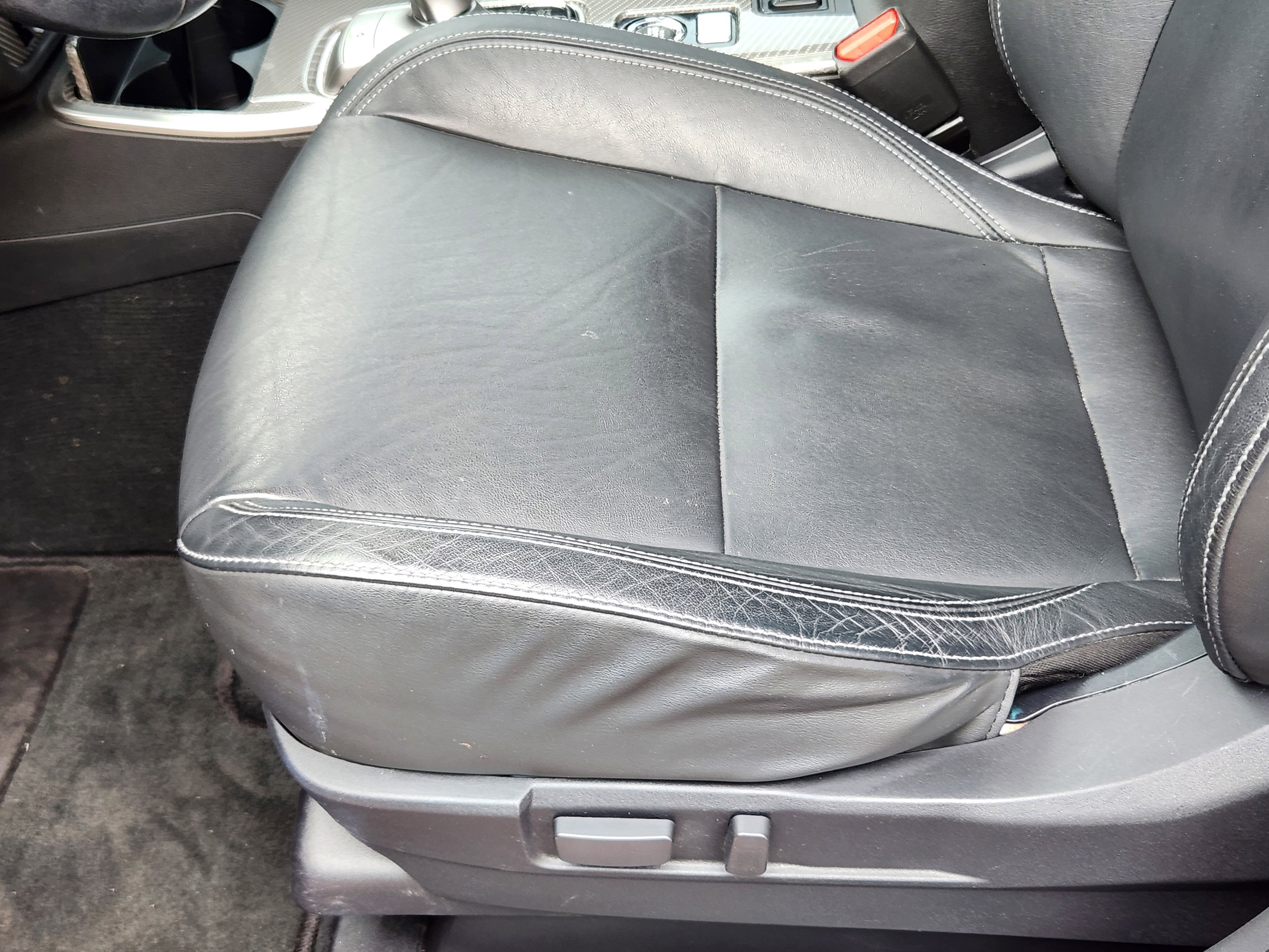 Used 2019 Mitsubishi Outlander 4WD Plug-In Hybrid image 11