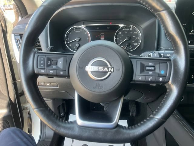 Used 2023 Nissan Rogue SL w/ SL Premium Package FWD image 13
