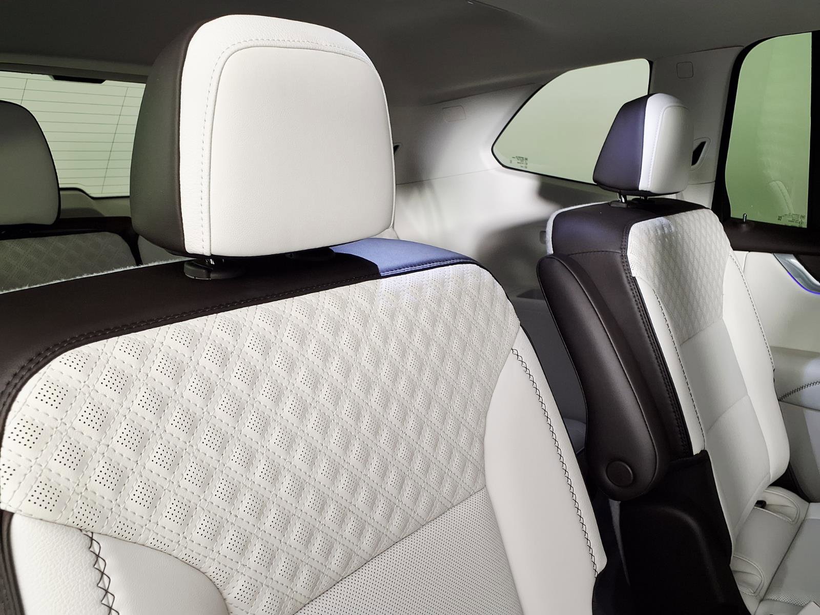 Used 2026 GMC Acadia Denali image 12