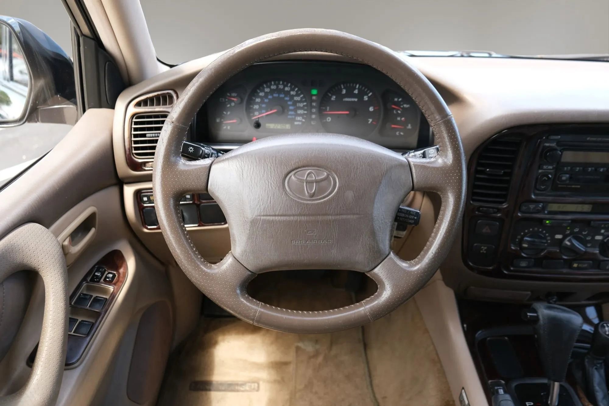 Used 2000 Toyota Land Cruiser AWD/4WD image 28