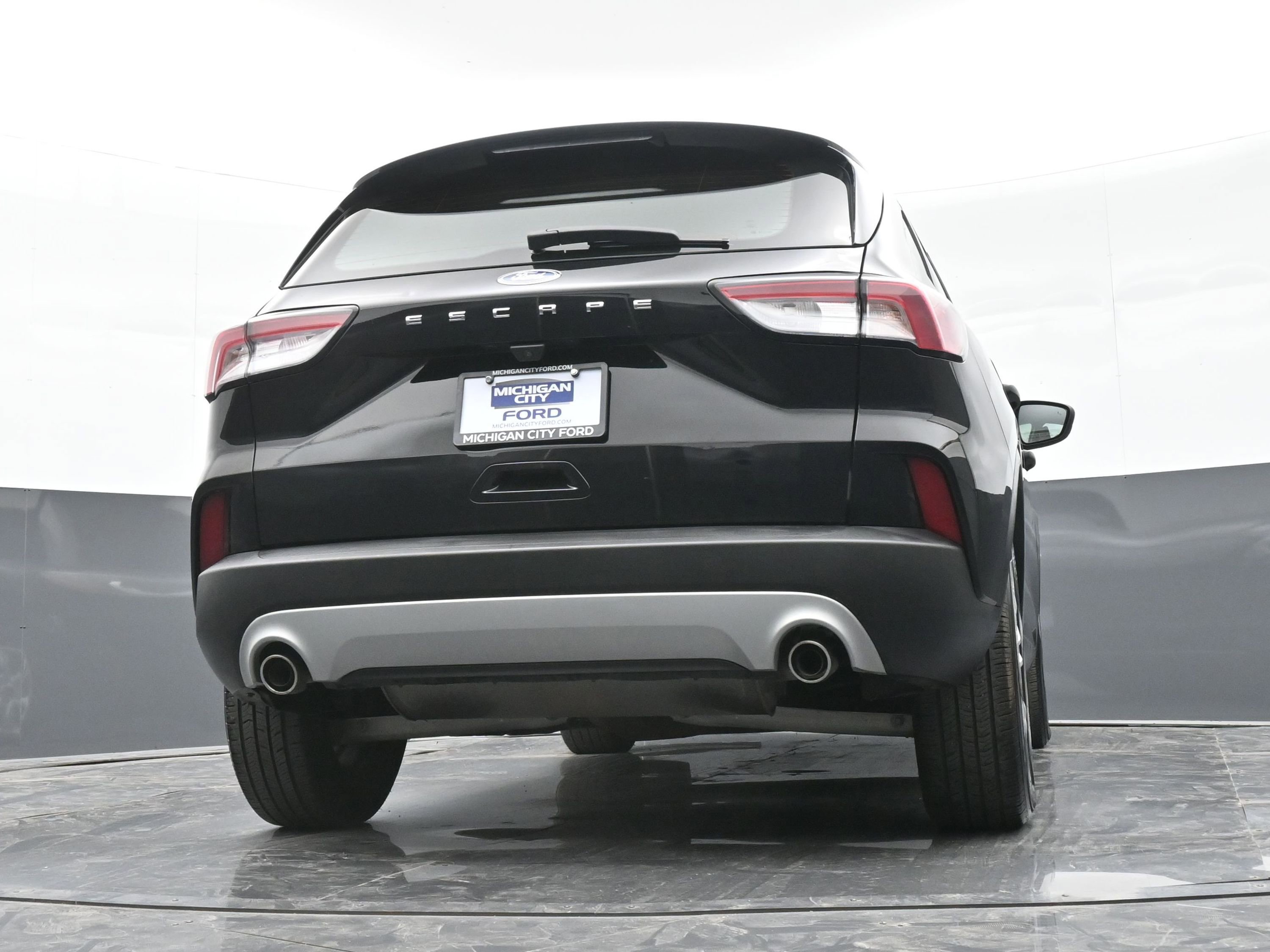 Used 2020 Ford Escape S image 42