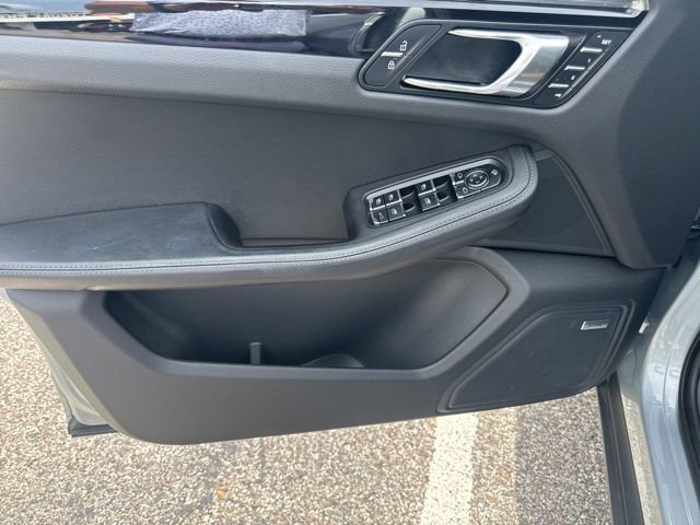 Used 2024 Porsche Macan S image 10