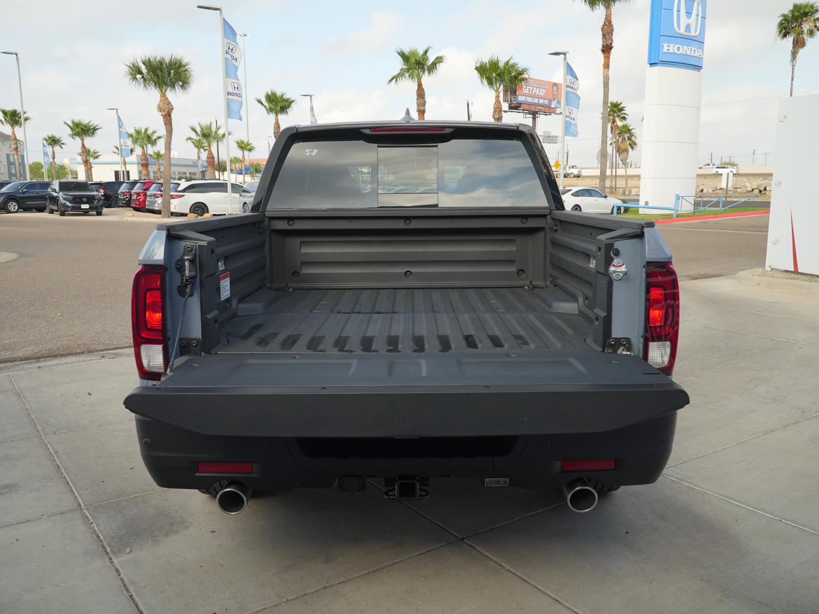 New 2026 Honda Ridgeline Black Edition image 7