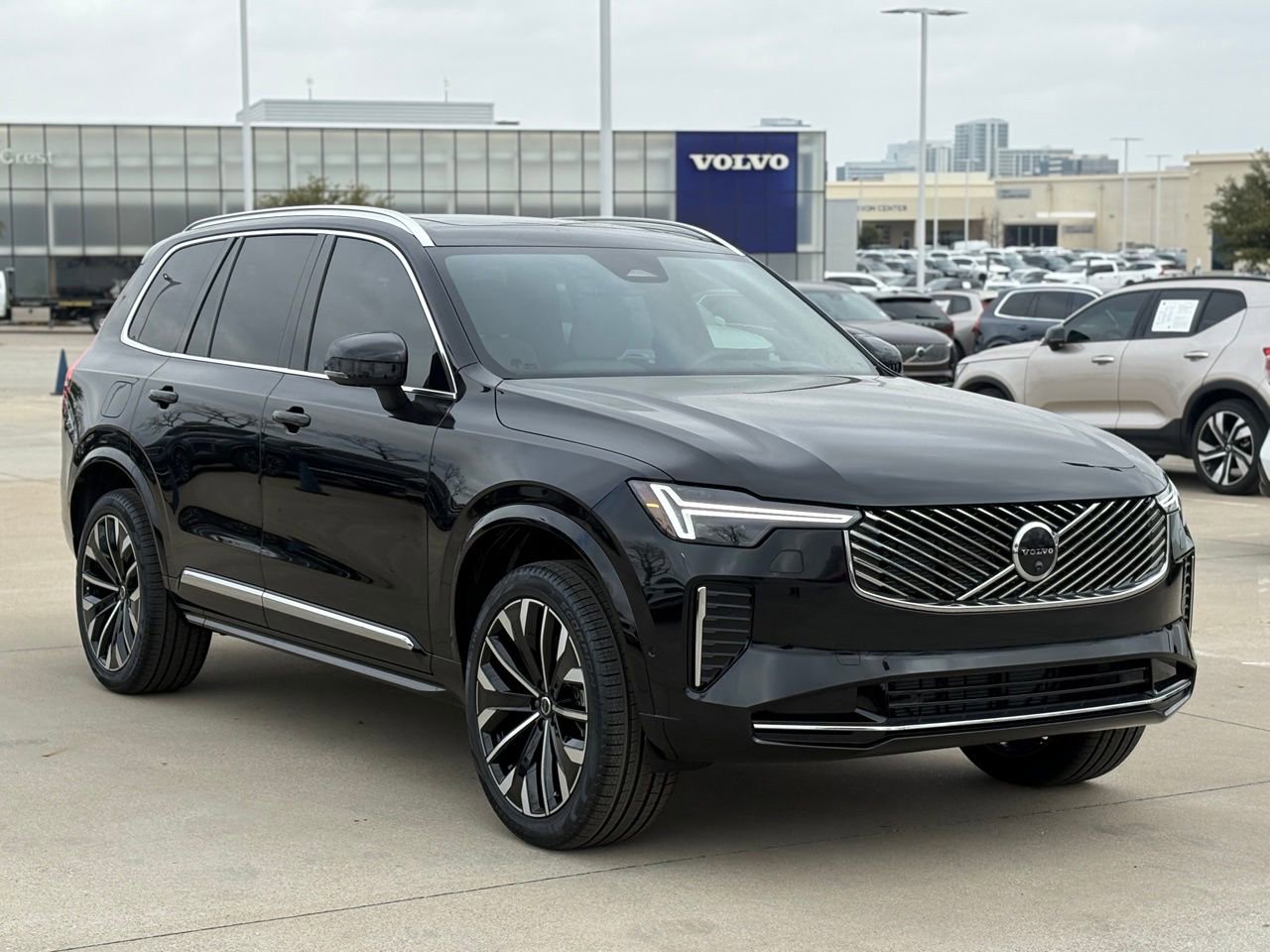 New 2026 Volvo XC90 B6 Ultra w/ Protection Package Premier image 4