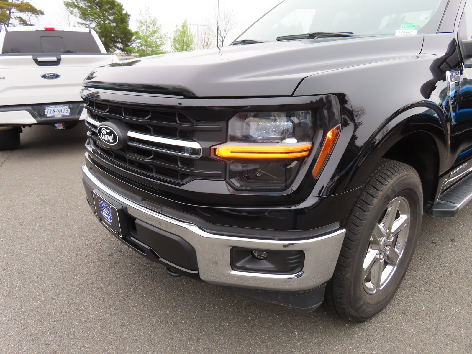 Certified 2024 Ford F150 XLT w/ Mobile Office Package image 7