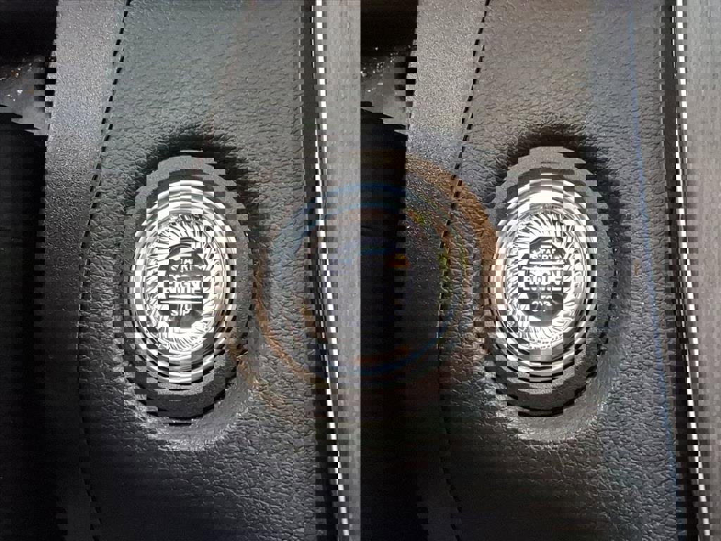 Used 2020 Mercedes-Benz GLC 300 image 27