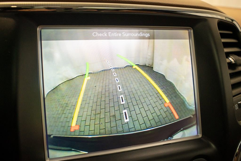 Used 2018 Jeep Grand Cherokee Summit w/ Platinum Series Group image 16