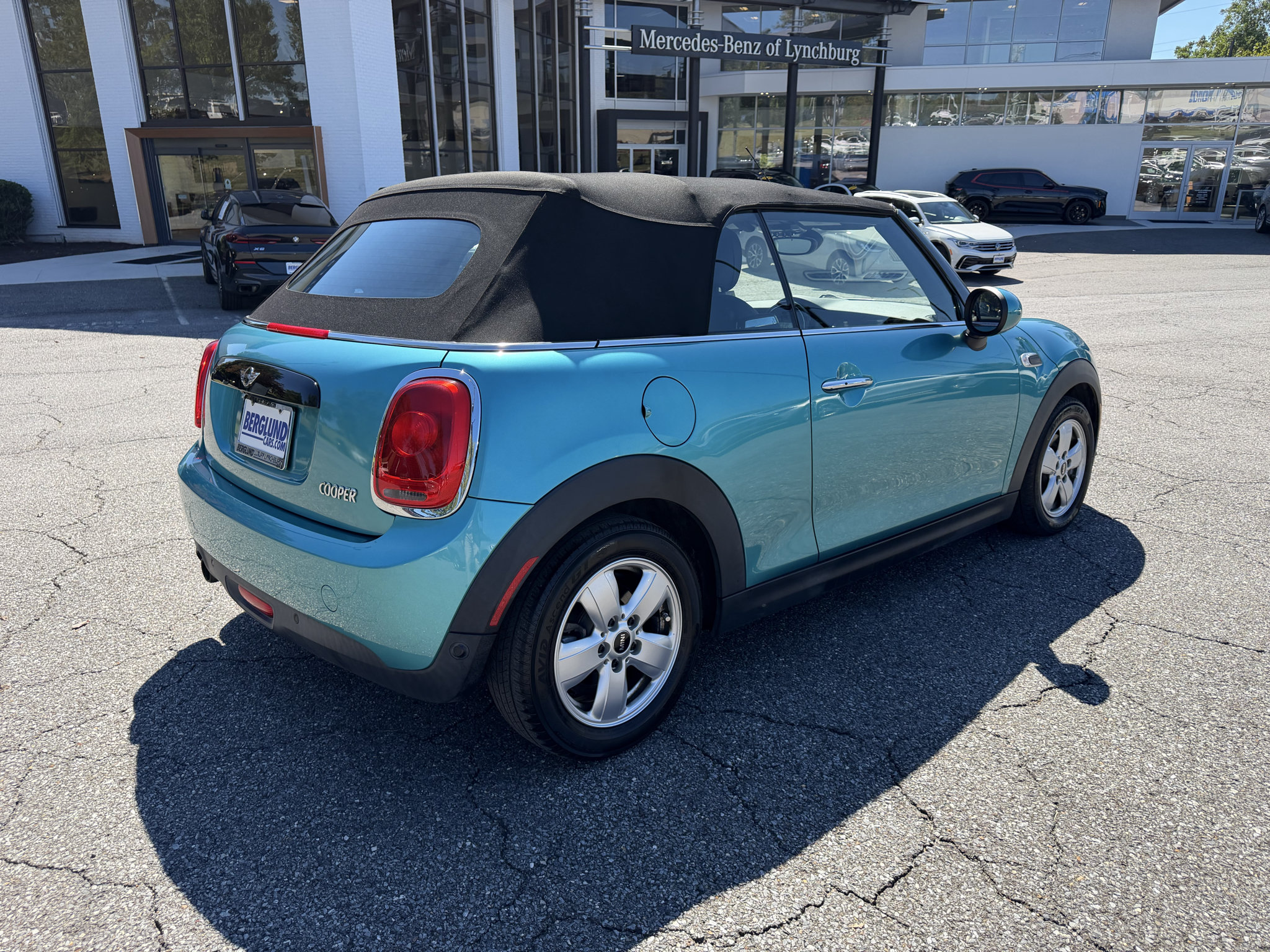 Used 2018 MINI Cooper Convertible FWD image 6