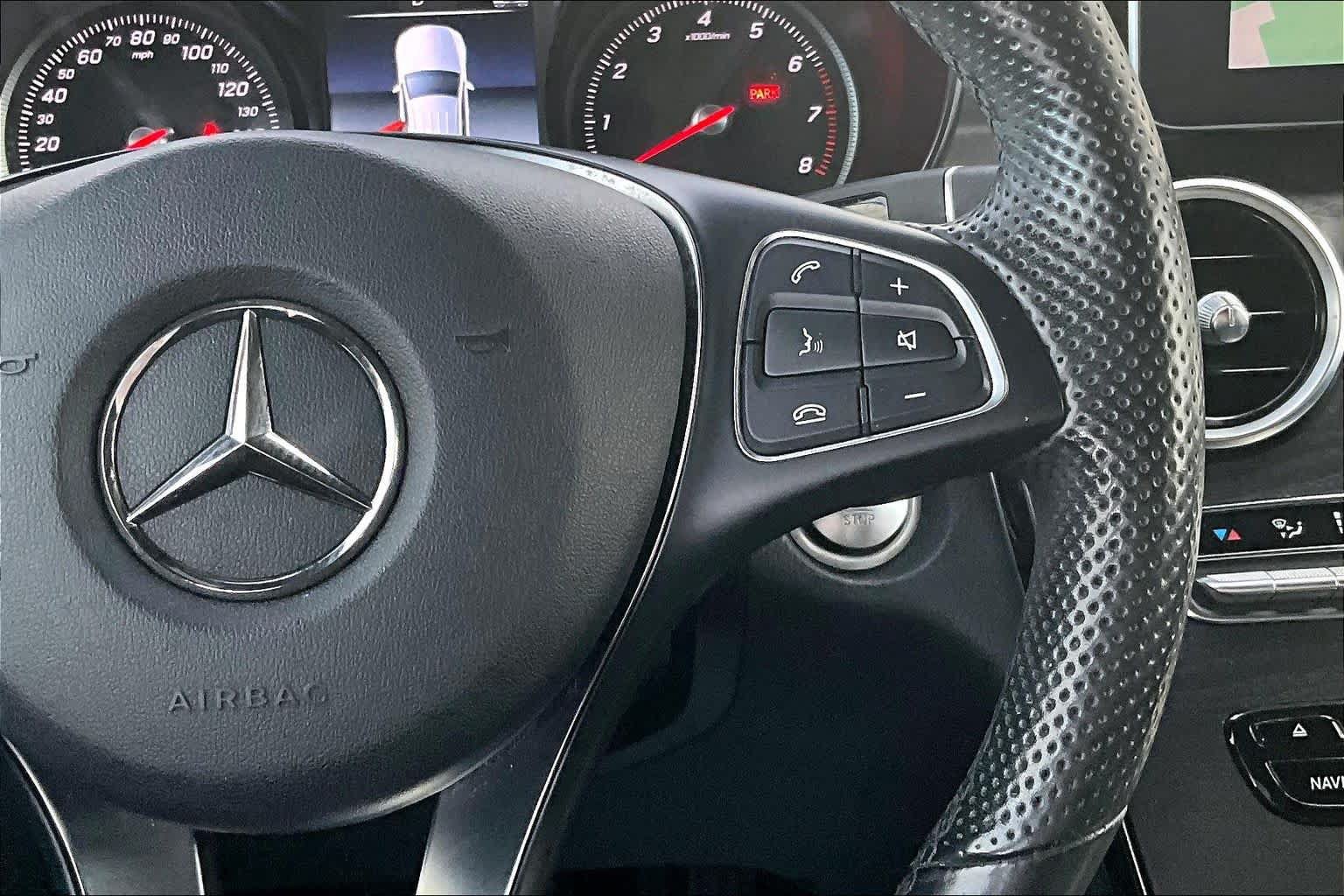 Used 2019 Mercedes-Benz GLC 350e 4MATIC image 25