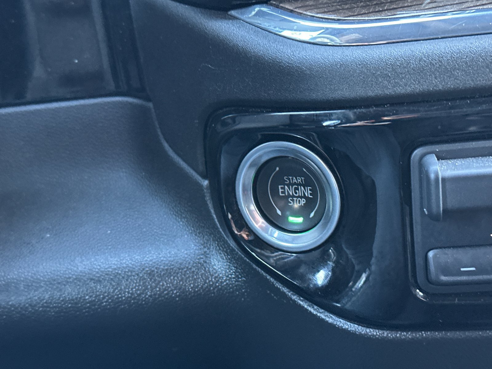 Used 2023 Chevrolet Silverado 1500 LT w/ Protection Package AWD/4WD image 20