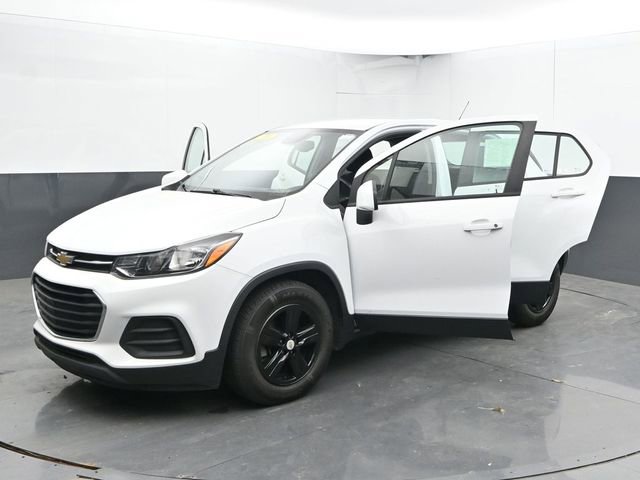Used 2020 Chevrolet Trax LS FWD image 33