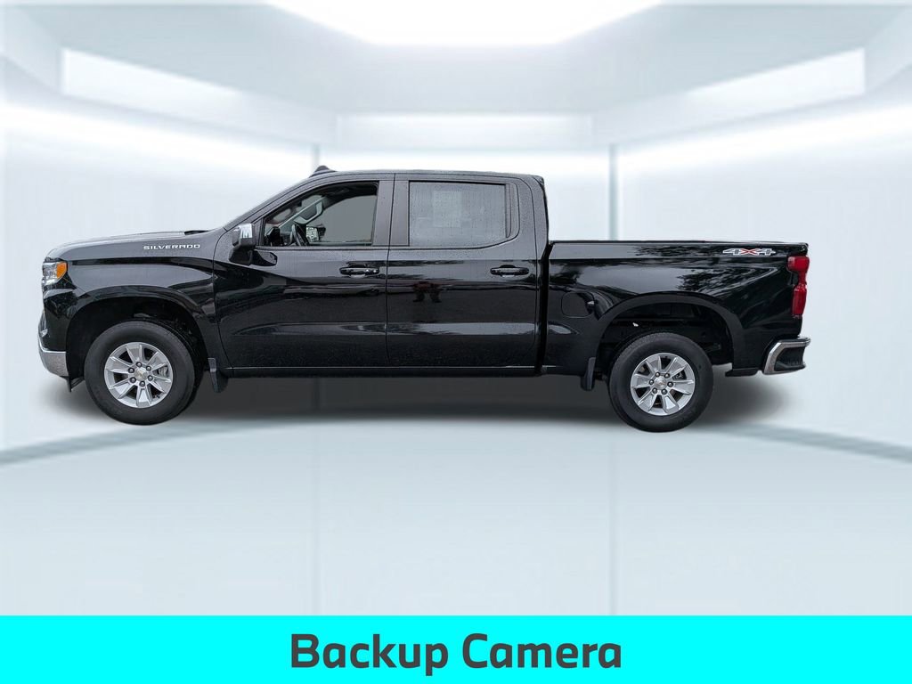 Used 2025 Chevrolet Silverado 1500 LT image 2
