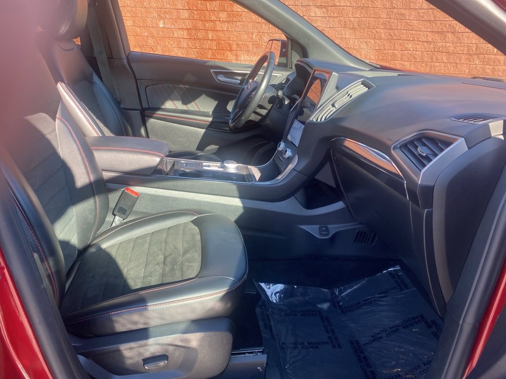 Used 2022 Ford Edge ST-Line image 17