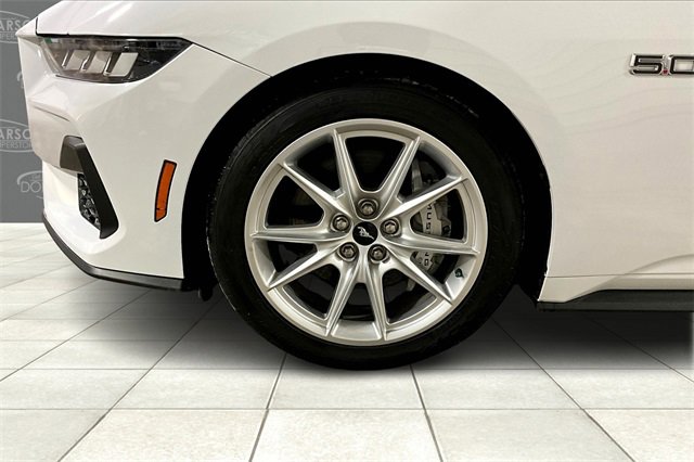 Used 2024 Ford Mustang GT Premium image 9