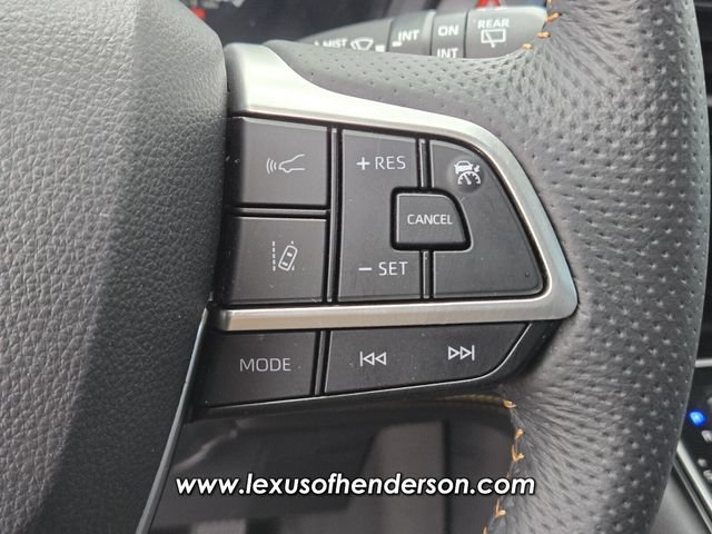 Used 2025 Toyota Sienna XLE Woodland Edition AWD/4WD image 24