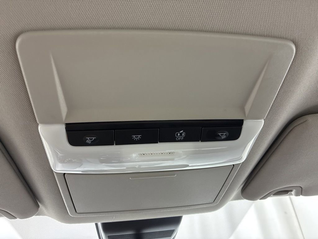 Used 2024 Nissan Altima 2.5 SV image 17