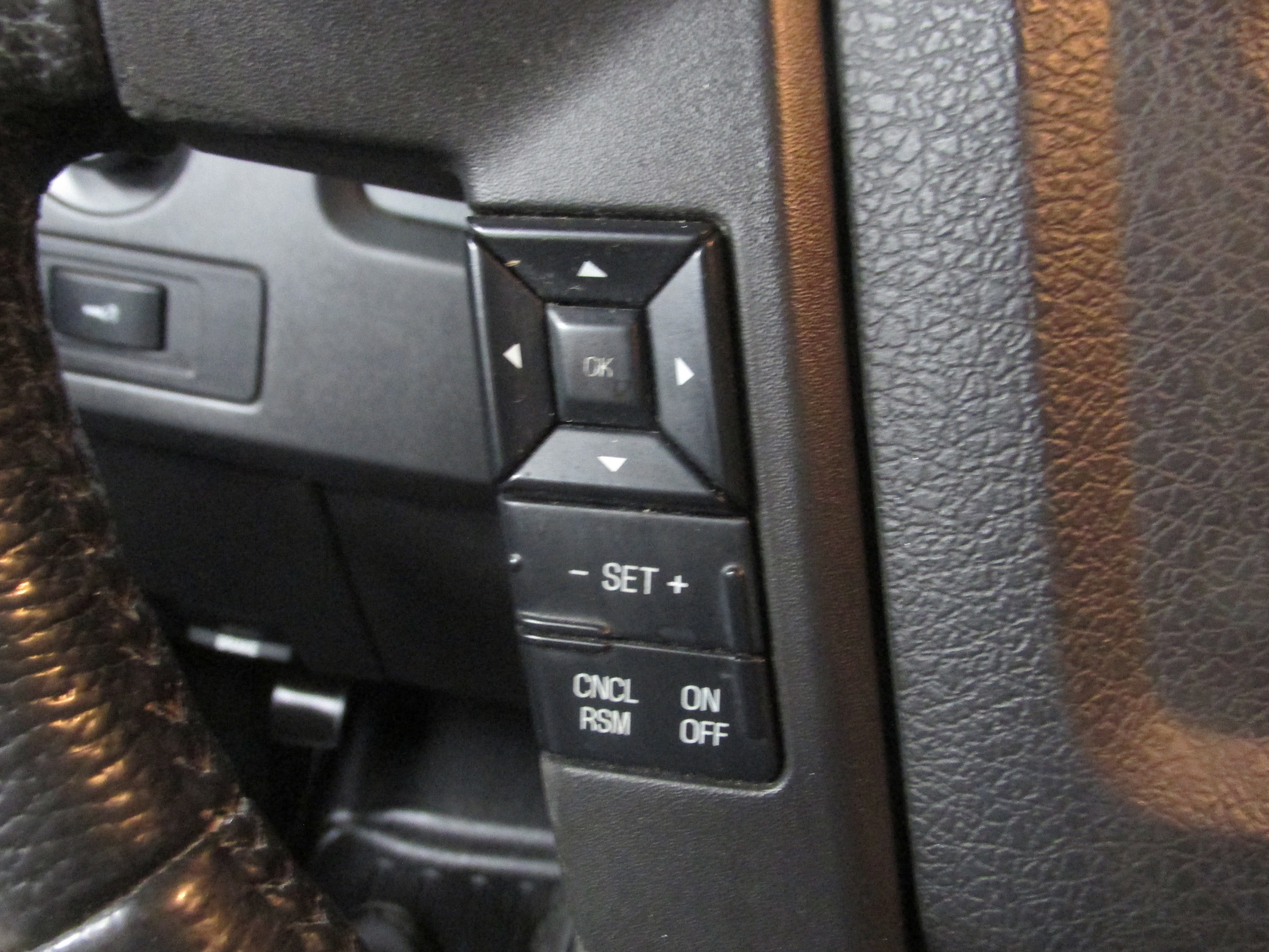 Used 2013 Ford F150 XLT w/ Mid Equipment Group AWD/4WD image 29