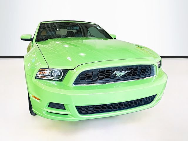 Used 2014 Ford Mustang Premium RWD image 3