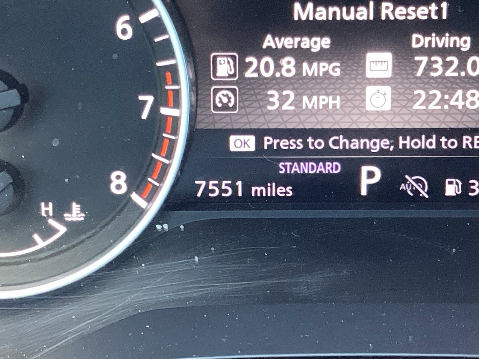 Used 2025 Nissan Pathfinder SL image 3