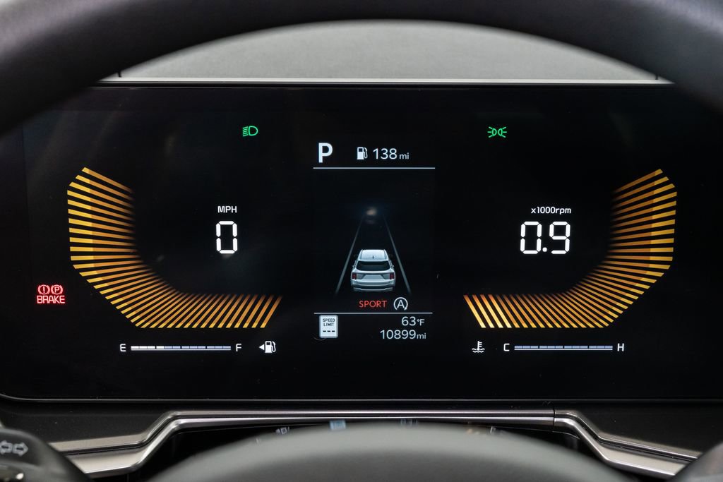 Certified 2025 Kia Sorento LX FWD image 13