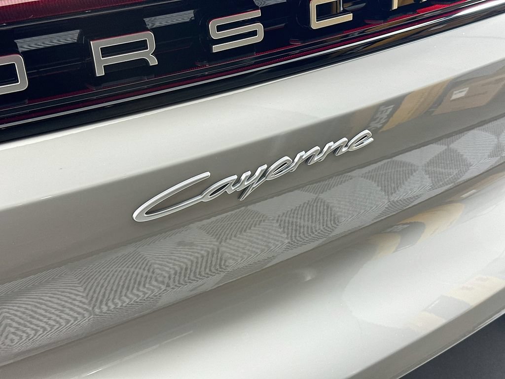 New 2026 Porsche Cayenne AWD/4WD image 34
